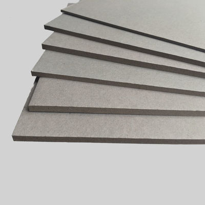 Papel de cartão reciclado de 1,3 mm Folhas de cartão cinza rígido 820 gm Cartão duro