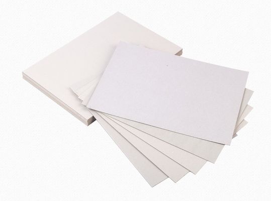 Folhas de papelão impresso sob medida, revestidas por um lado, para soluções de embalagem