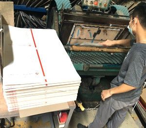 Materiais reciclados 300gm papel cinza China fábrica de papel
