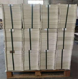 FBB C1S 300gm Papel de cartão de marfim Papel dobrável branco Cartão brilhante