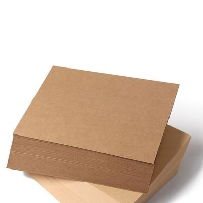 Papel Kraft impresso sob medida, revestido com um revestimento ecológico CKB 200gm-255gm em rolo